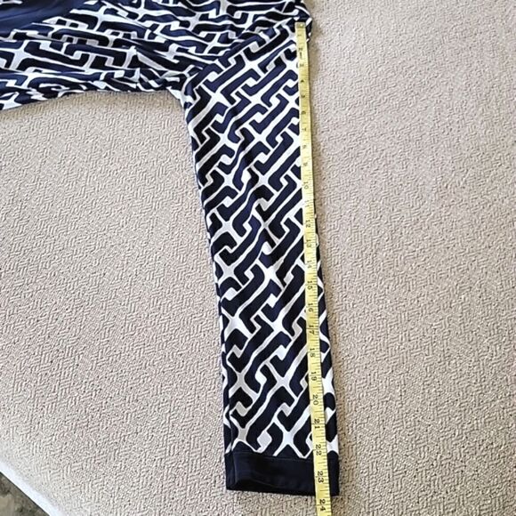 INC International Concepts Navy and White Geo Long Sleeve Stretch Dress - Medium - Picture 11 of 16